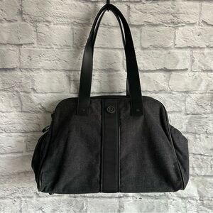 PREOWNED LULULEMON TWO TIMES A YOGI GREY BLACK DUFFLE TOTE BAG